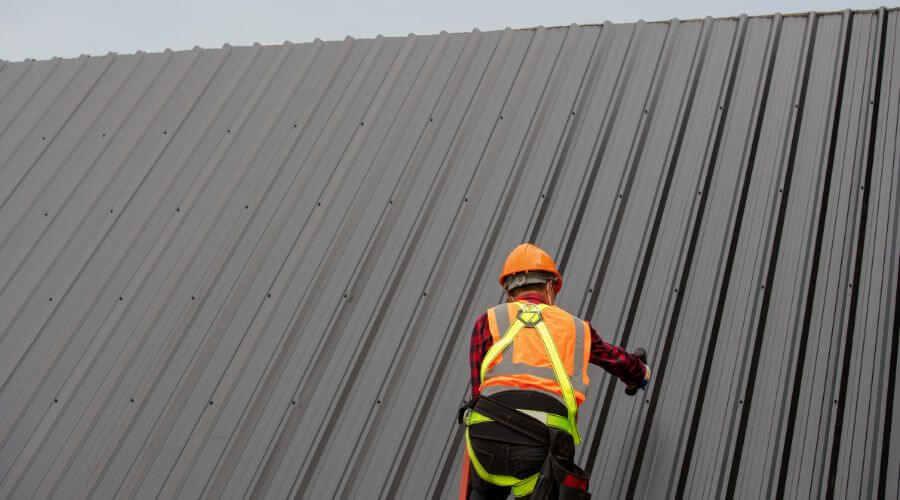 Professional metal roof installation services in Menomonee Falls, WI